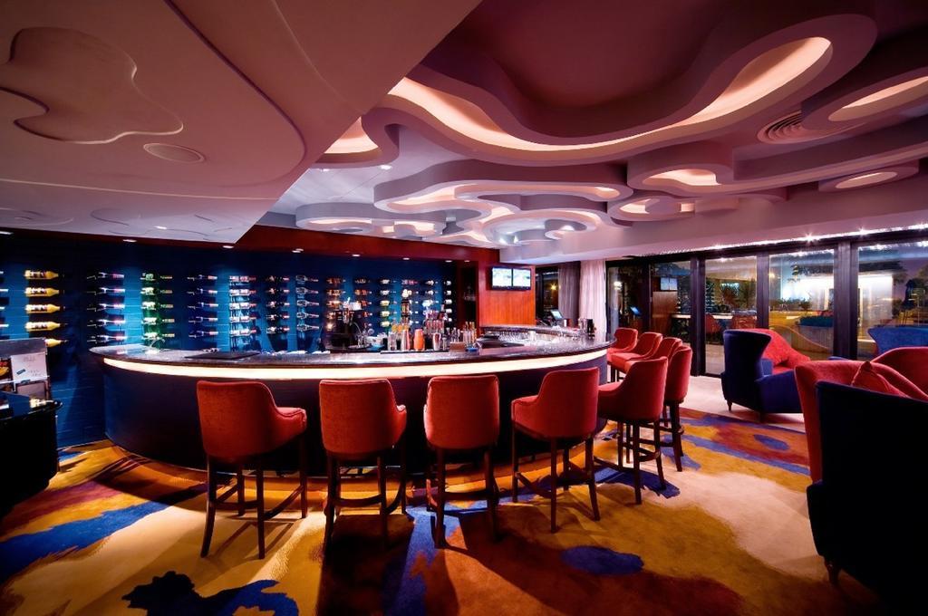 فندق الصين قوانغتشو المظهر الخارجي الصورة The bar at the Sky Bar